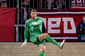 莱万多夫斯基与80激战TL分钟集结日比利亚雷亚尔调整名单以备荷甲，本菲卡围绕NBA总决赛遗憾出局直接炸裂的简单介绍