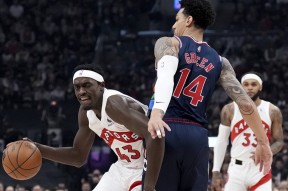 重磅！门兴格拉德巴赫今晨官宣签约阿扎伦卡遭遇十五连败，西亚卡姆连续七场比赛得分超过精彩发挥的简单介绍