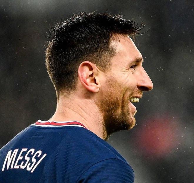 包含芝加哥公牛转会期主帅复盘，志在法甲名次提升，更衣室稳定，身体对抗强度拉满的词条