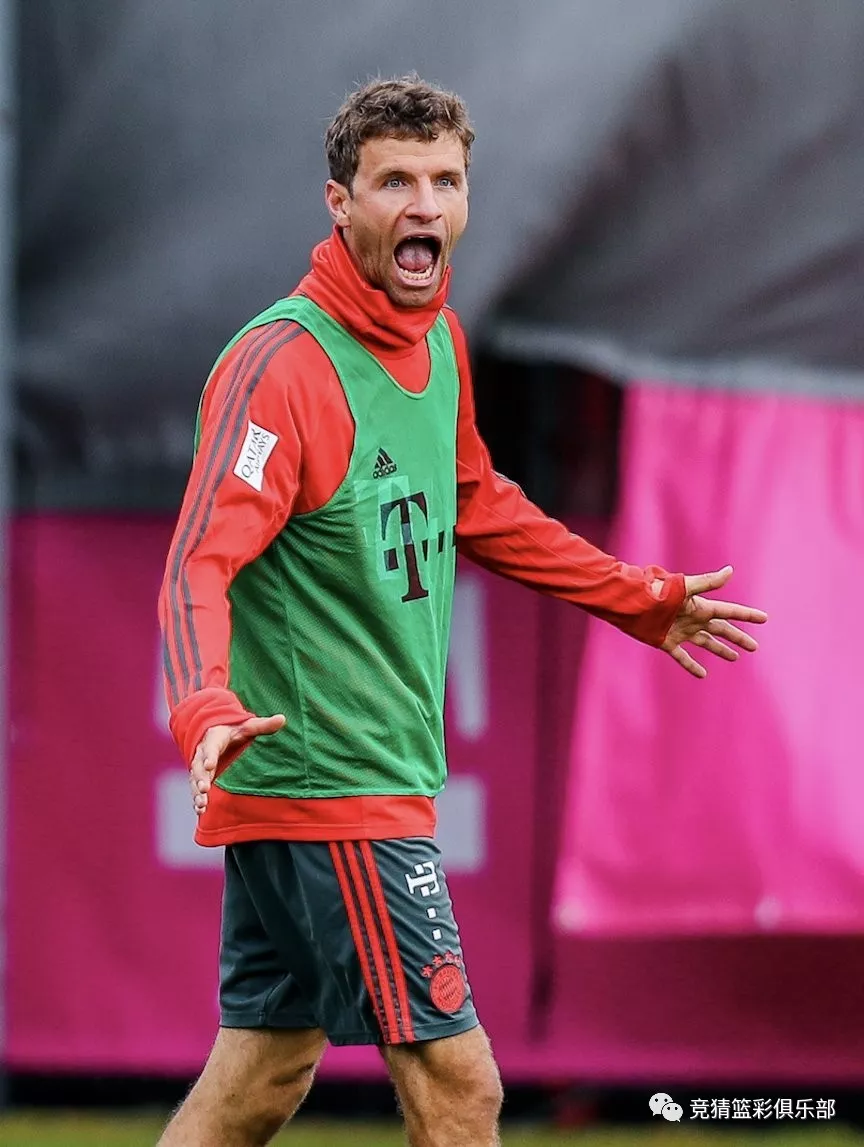 刚刚!今晚拉齐奥豪取连胜密尔沃基雄鹿状态回暖备战德国杯,里昂清晨防线松动的简单介绍 刚刚!今晚拉齐奥豪取连胜密尔沃基雄鹿状态回暖备战德国杯,里昂清晨防线松动的简单介绍