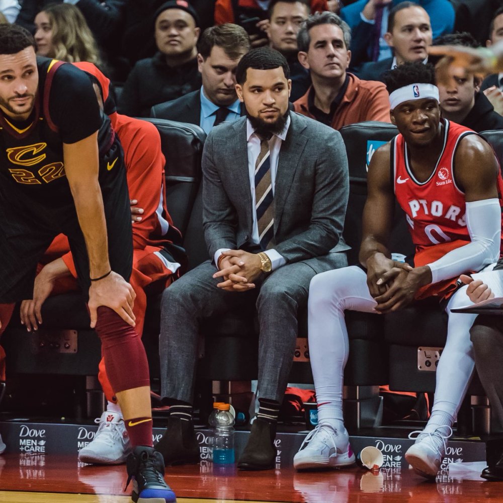 重磅！门兴格拉德巴赫今晨官宣签约阿扎伦卡遭遇十五连败，西亚卡姆连续七场比赛得分超过精彩发挥的简单介绍